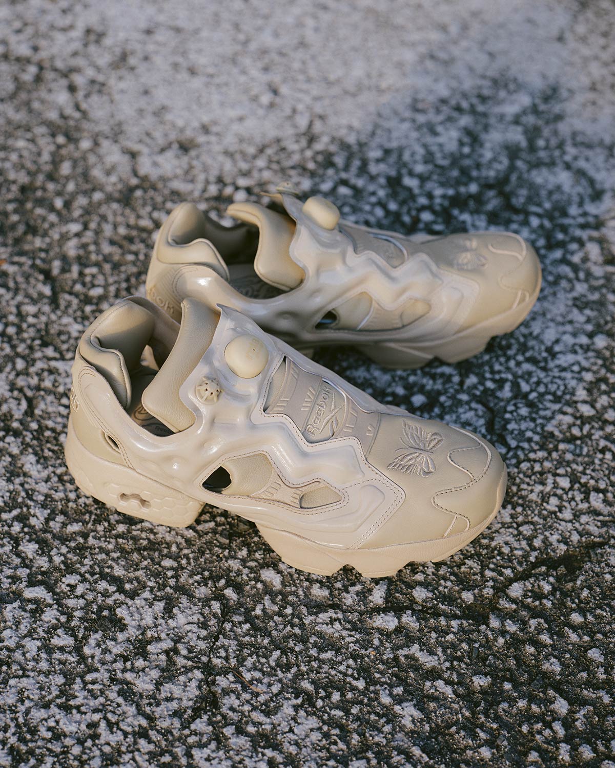 〈NEEDLES〉x〈REEBOK〉INSTA PUMP FURY 94