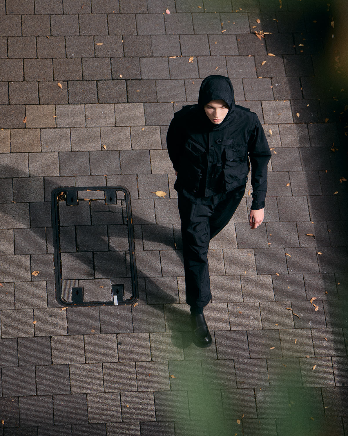 In the city by MASATAKA HATTORI