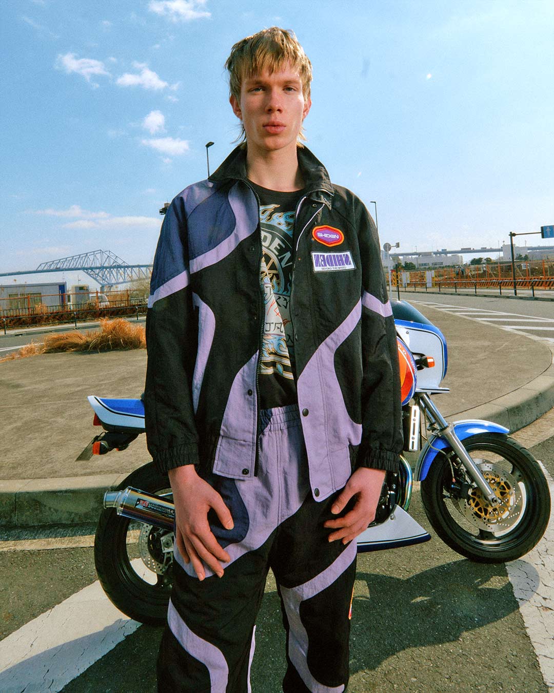 〈SHIDEN〉 バイクカルチャーを反映した 「レーシングジャケット & イージーパンツ」