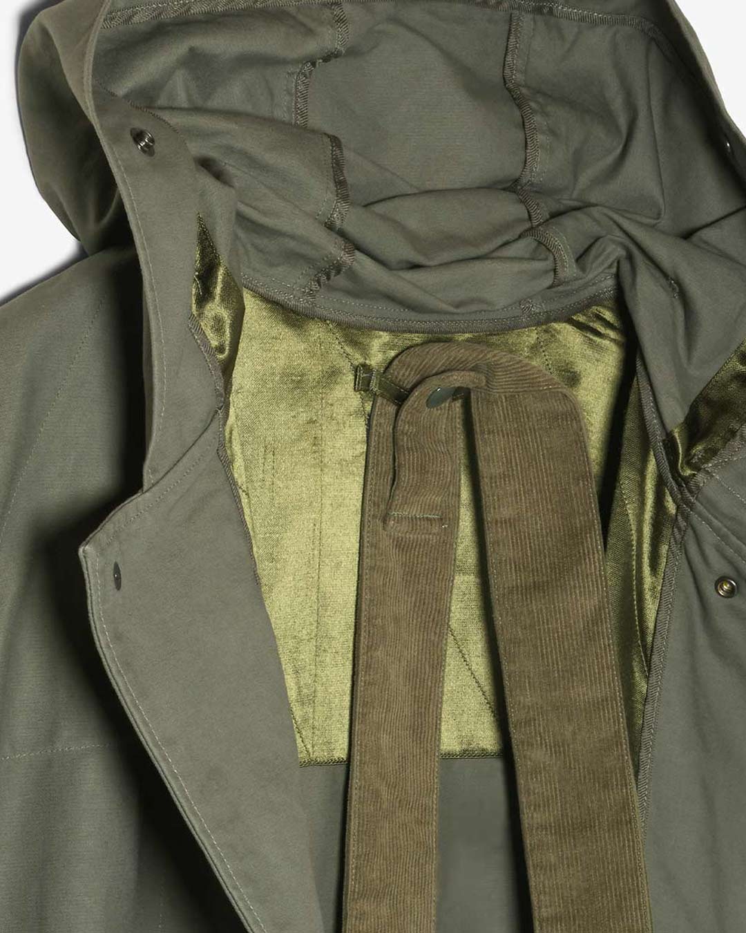 ENGINEERED GARMENTS〉マキシレングスで仕上げた新作ダッフルコート