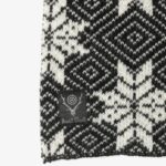 KNIT SCARF – SNOWFLAKES ¥9,900