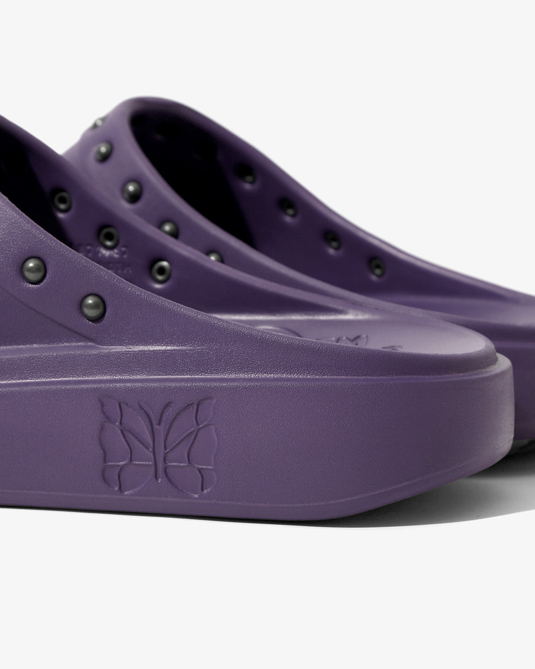 「LUX-2 NEEDLES EDITION WITH STUDS」¥21,780