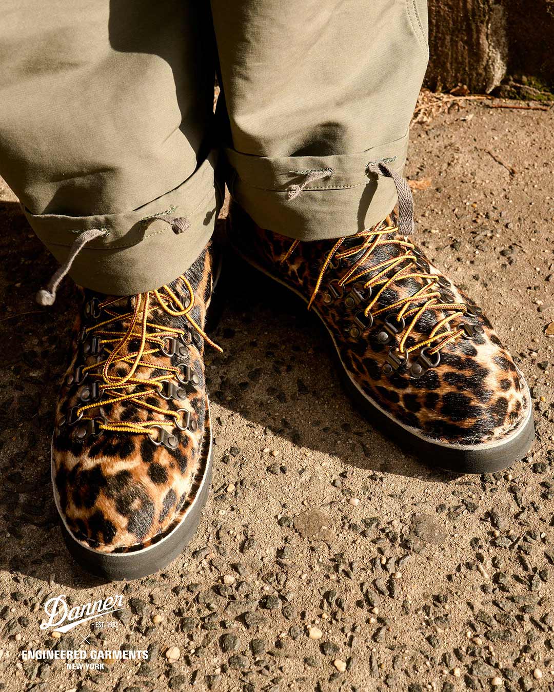 〈EG〉x〈DANNER〉 クラシックな名品「MOUNTAIN TRAIL」