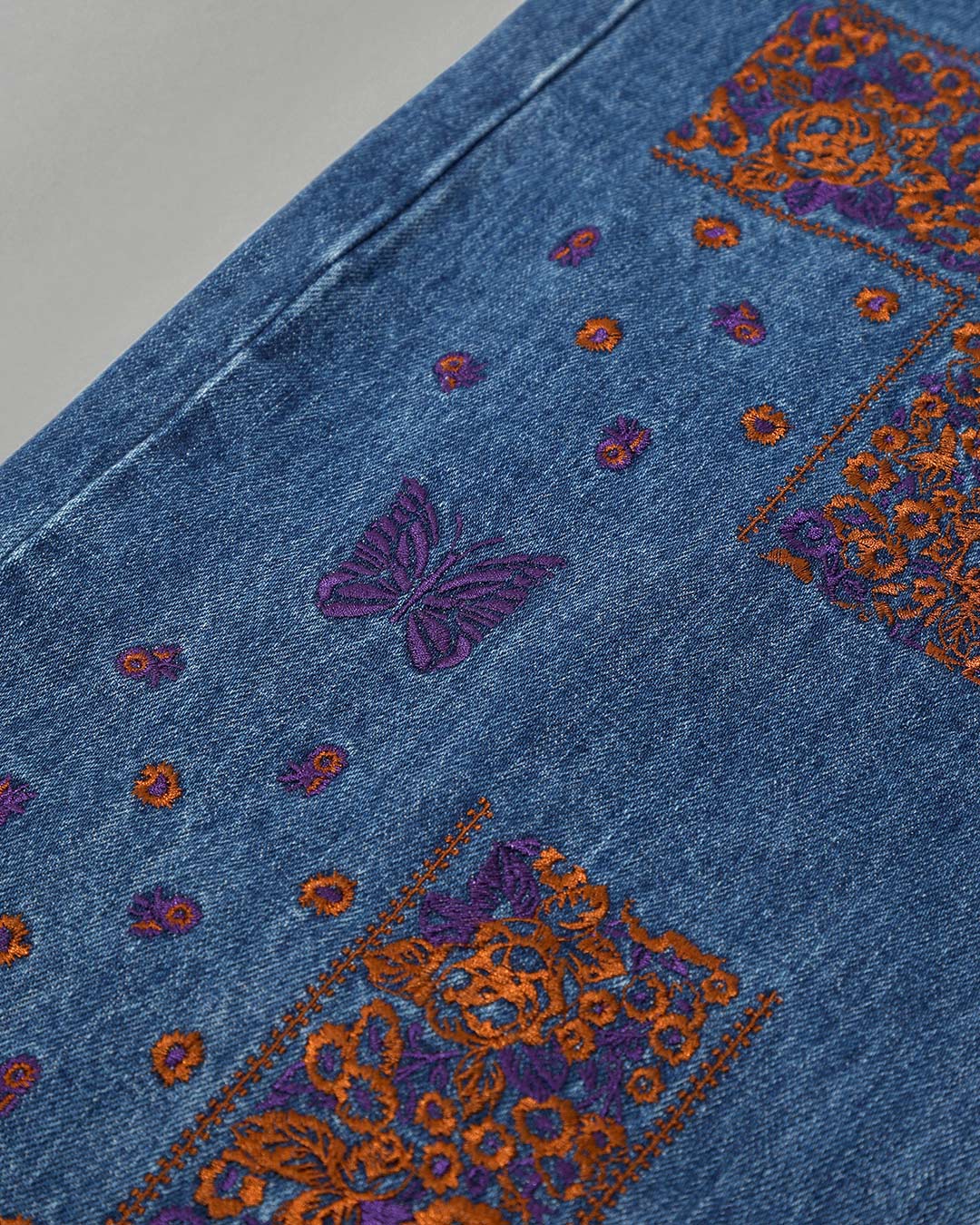 Bandana Embroidered. Denim Pant ¥57,200