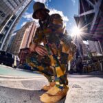 〈EG〉x〈KARHU〉アーストーンを基調に異素材を組み合わせたベルクロシューズ