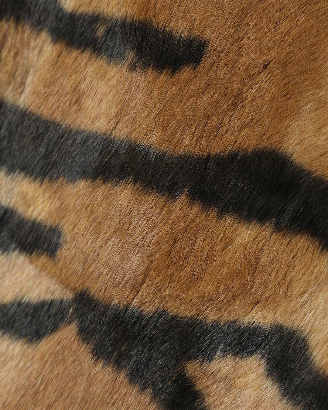〈NEEDLES〉存在感のあるアニマル柄が目を惹く「RABBIT FUR」シリーズが登場