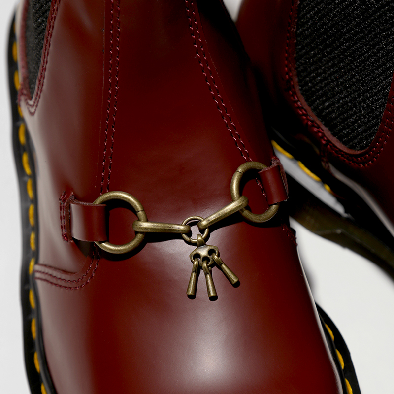 〈NEEDLES〉 x 〈DR. MARTENS〉WILL BE RELEASED on 2.27（Sat）