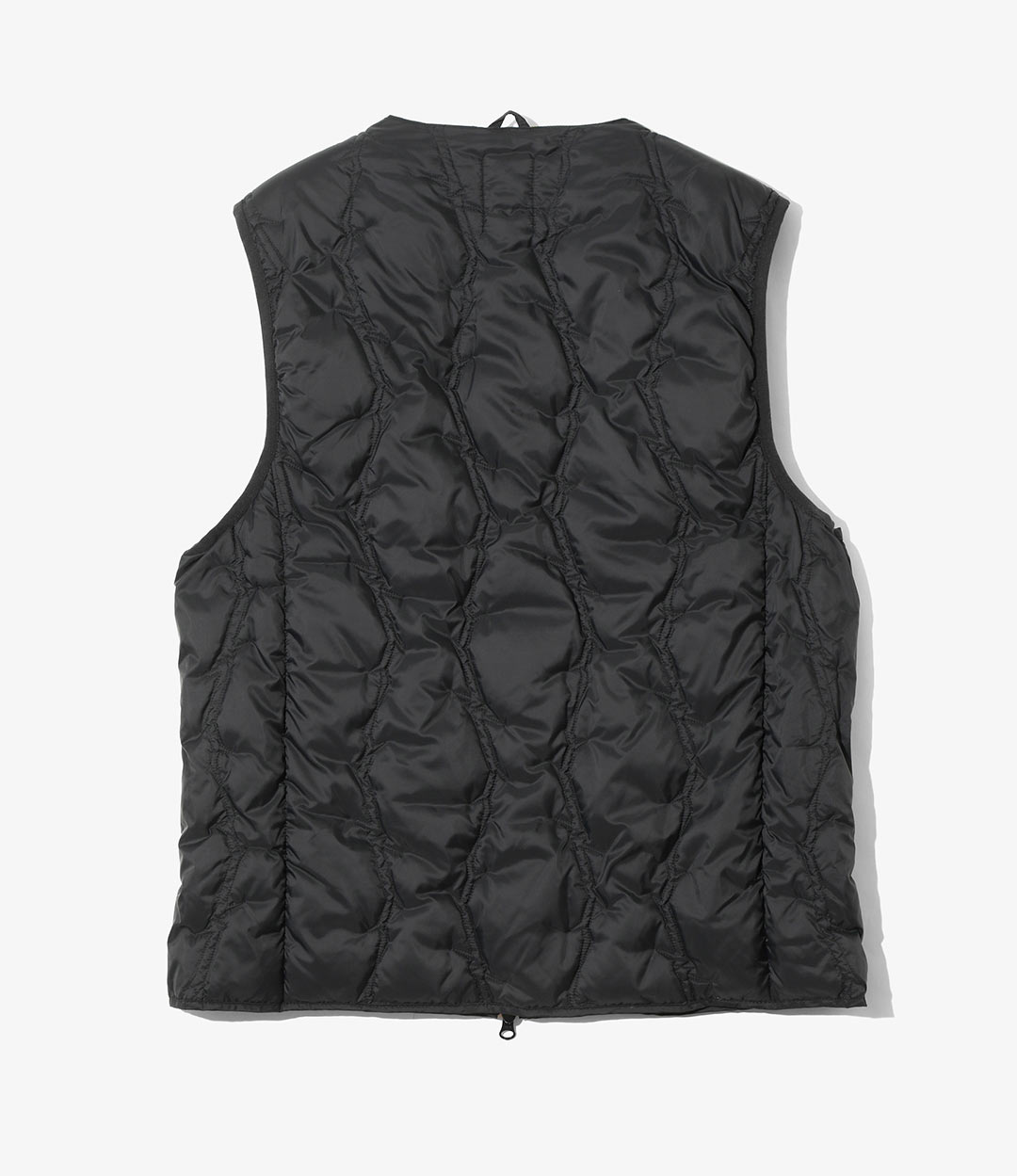 〈SOUTH2 WEST8〉 × 〈TAION〉高機能素材で仕上げた別注インナーダウン