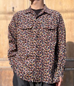 〈ENGINEERED GARMENTS〉 シーズンを彩る定番「クラシックシャツ」