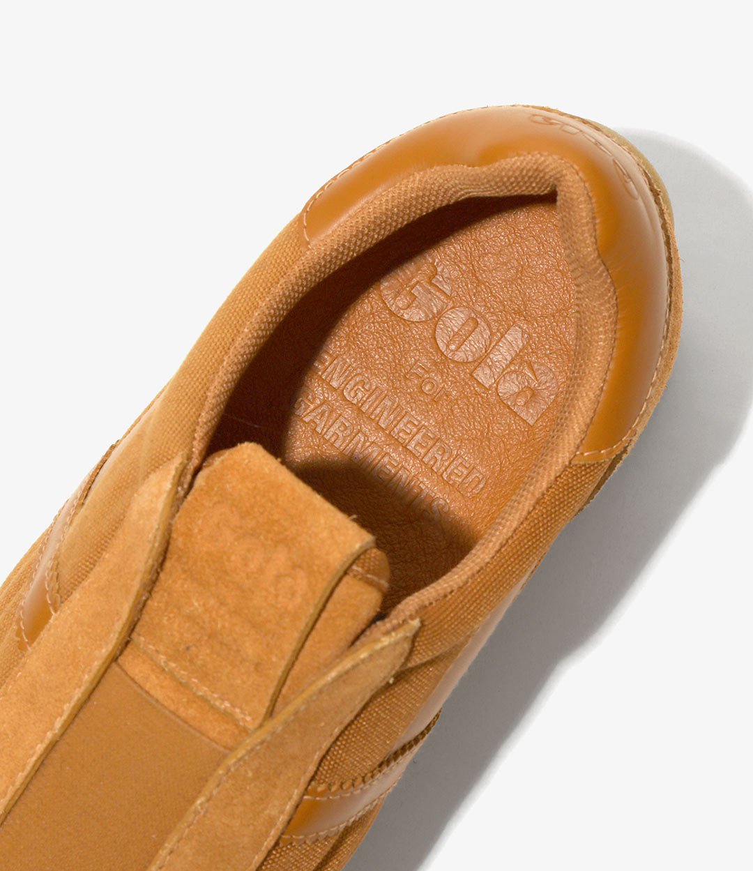 〈ENGINEERED GARMENTS〉 × 〈Gola〉コラボレーション第三弾