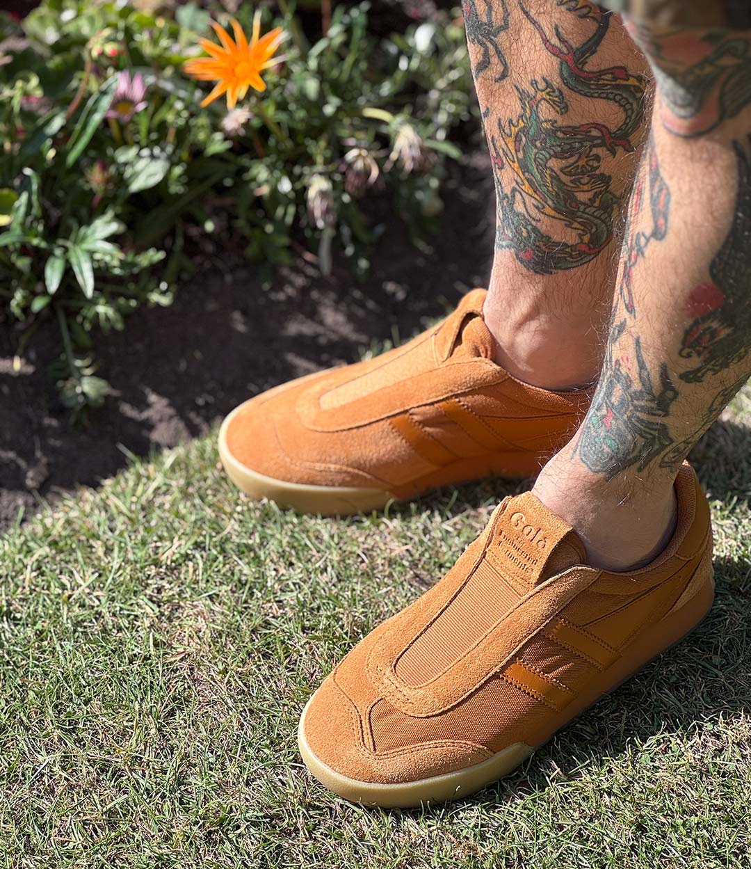 〈ENGINEERED GARMENTS〉 × 〈Gola〉コラボレーション第三弾