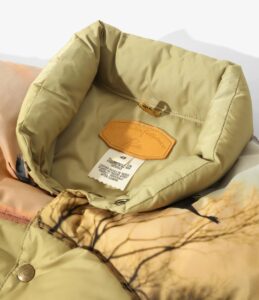 DOWN JACKET ¥140,800