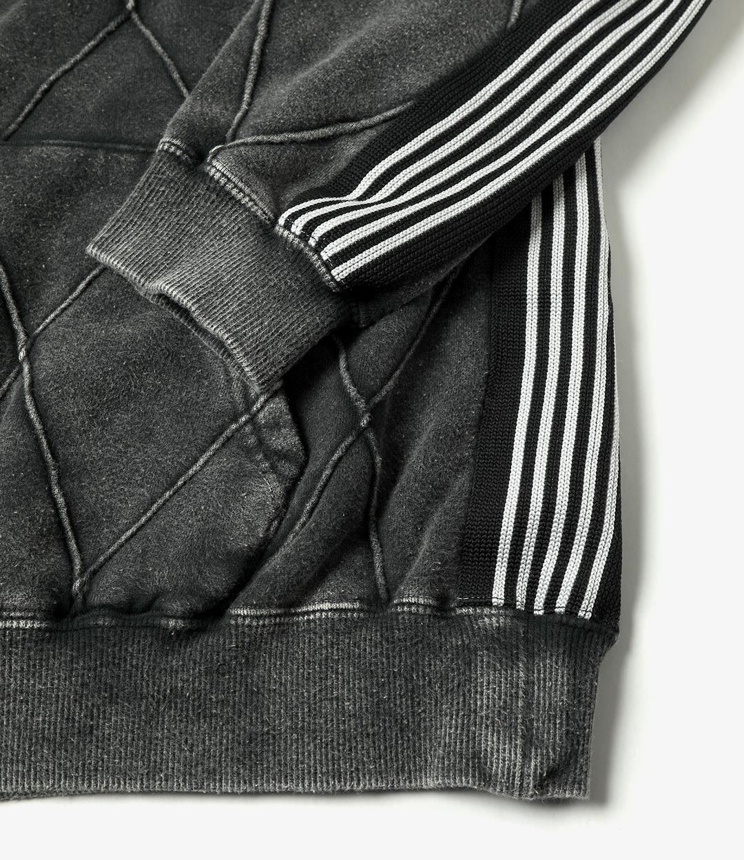 〈NEEDLES〉 × 〈NOMARHYTHM TEXTILE〉FALL WINTER 2025