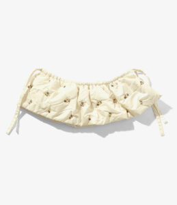 PADDED VARIATION APRON - ORIGINAL FLORAL EMB. ¥27,500