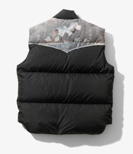 DOWN VEST ¥96,800