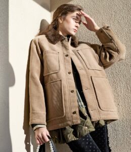 〈RHODOLIRION〉 収縮糸で立体感を生み出した秋冬コレクション