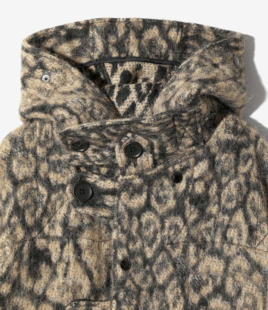 〈ENGINEERED GARMENTS〉マキシレングスで仕上げた新作ダッフルコート