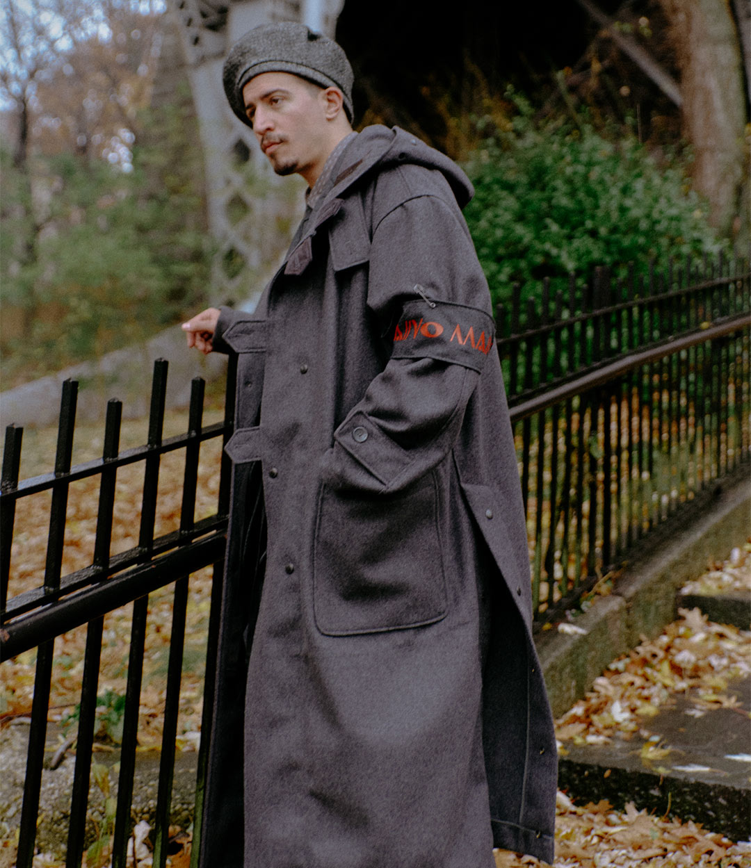 〈ENGINEERED GARMENTS〉マキシレングスで仕上げた新作ダッフルコート