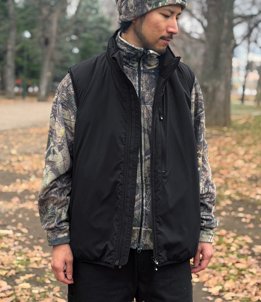 〈SOUTH2 WEST8〉撥水ピーチスキン素材を採用した中綿アウター