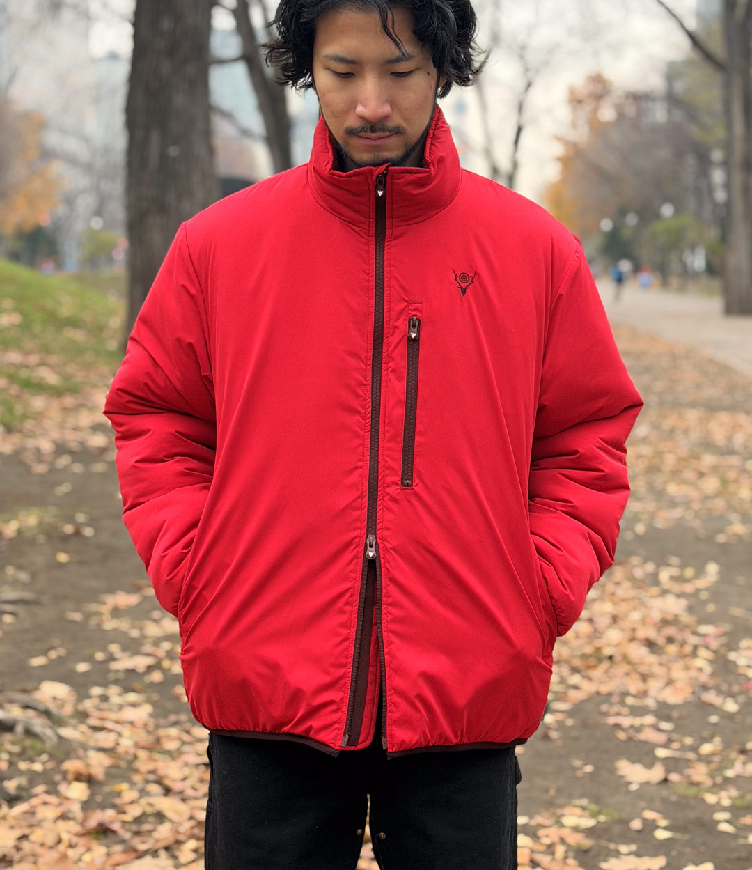 〈SOUTH2 WEST8〉撥水ピーチスキン素材を採用した中綿アウター