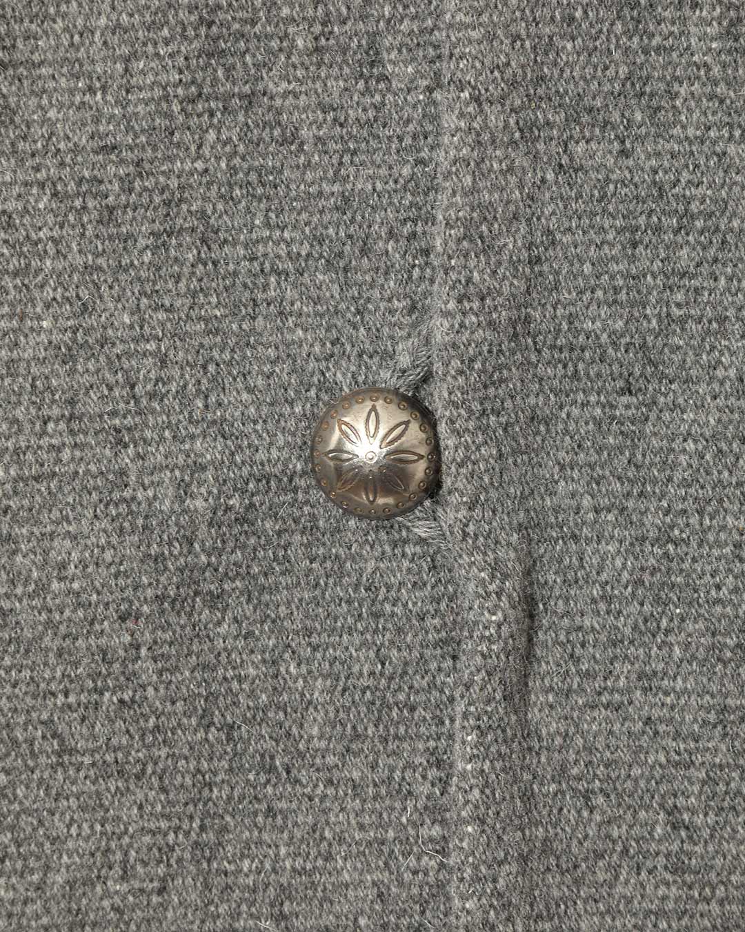 〈TRUJILLO’S〉 for 「花、 太陽、 雨」特別仕様で仕上げたチマヨベストが登場