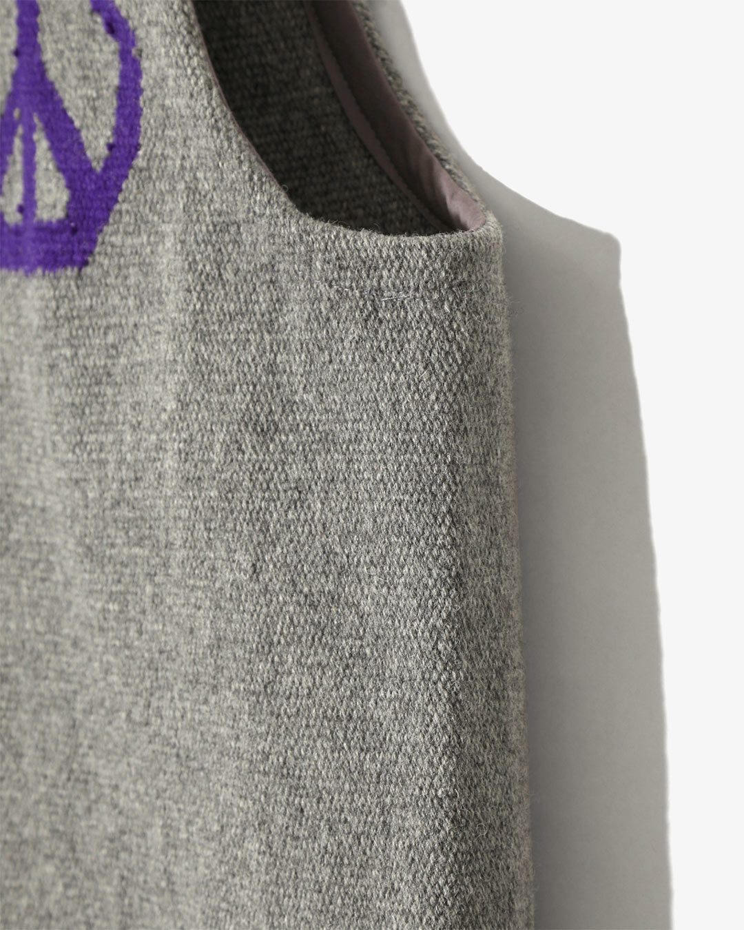 〈TRUJILLO’S〉 for 「花、 太陽、 雨」特別仕様で仕上げたチマヨベストが登場