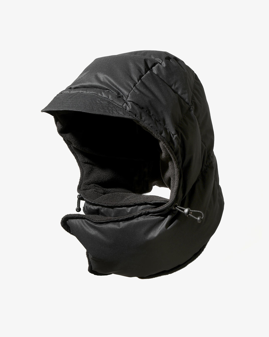 〈ENGINEERED GARMENTS〉 x 〈NANGA〉自由に変形する別注デタッチャブルダウン